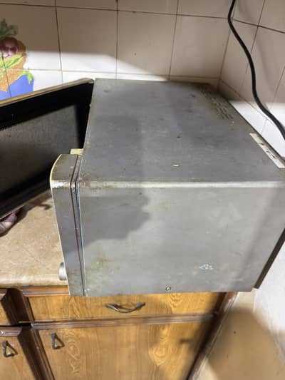 Microwave oven  used