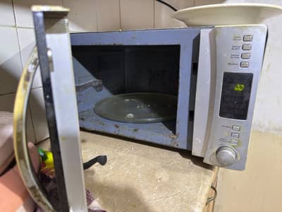 Microwave oven  used