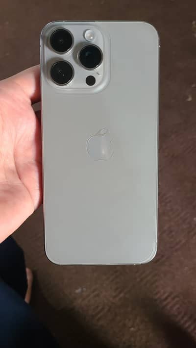 iphone 15 Pro max natural titanium Factory unlocked