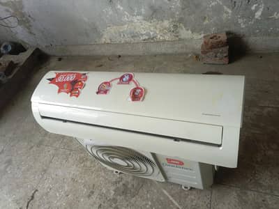 Dawlance DC inverter  1.5 ton brand new