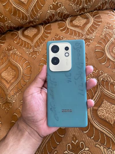 Infinix Zero 30