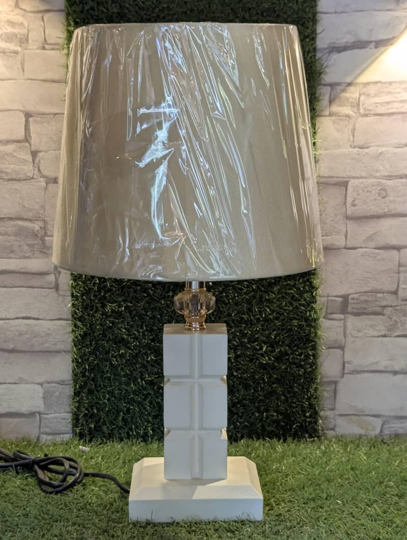 Table lamps 0