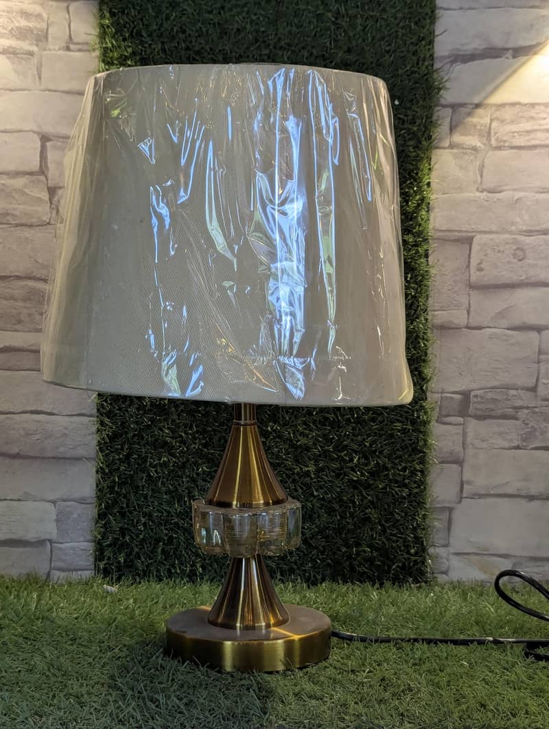 Table lamps 10