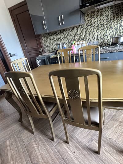 Vintage Handcrafted Solid Wood 6-Seater Dining Table Set