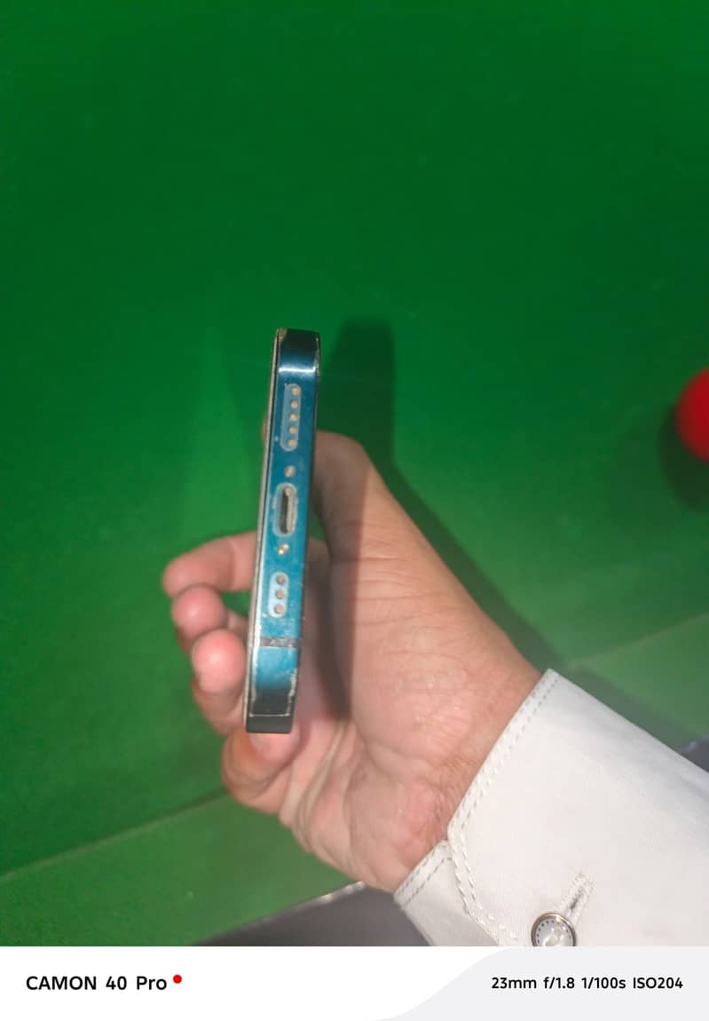 Apple iPhone 14 6