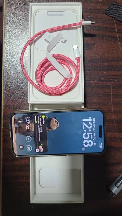 iphone 15 Pro max natural titanium