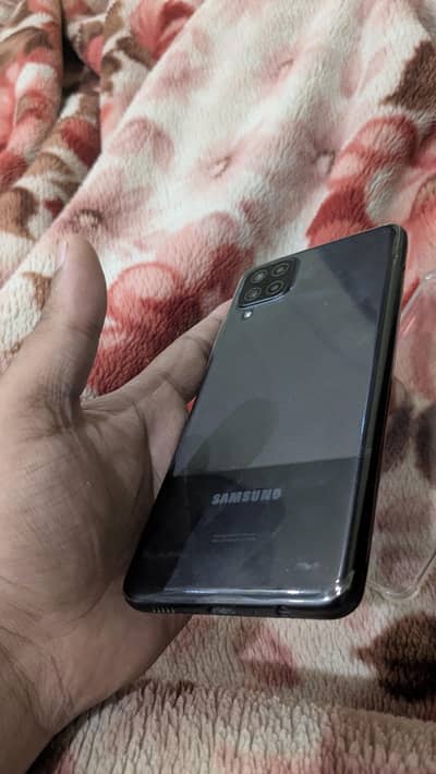 Samsung Mobile A12