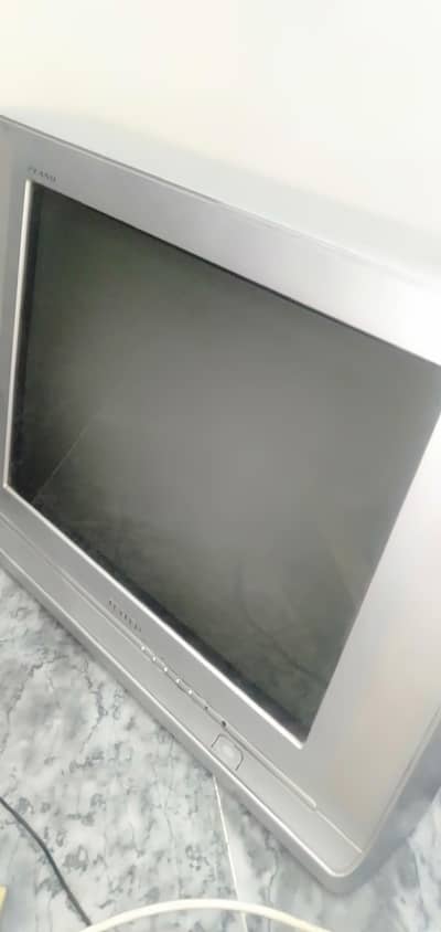 SAMSUNG ORIGINAL TV WITH ORIGINAL REMOTE