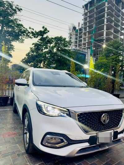 MG HS Trophy 2023