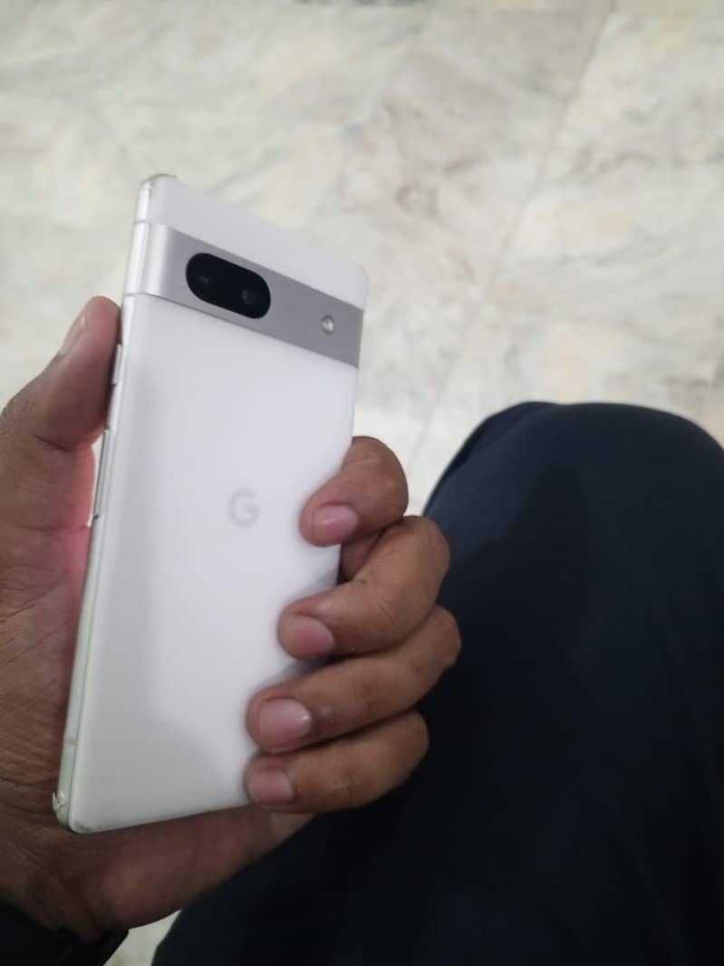 Google Pixel 7a 2