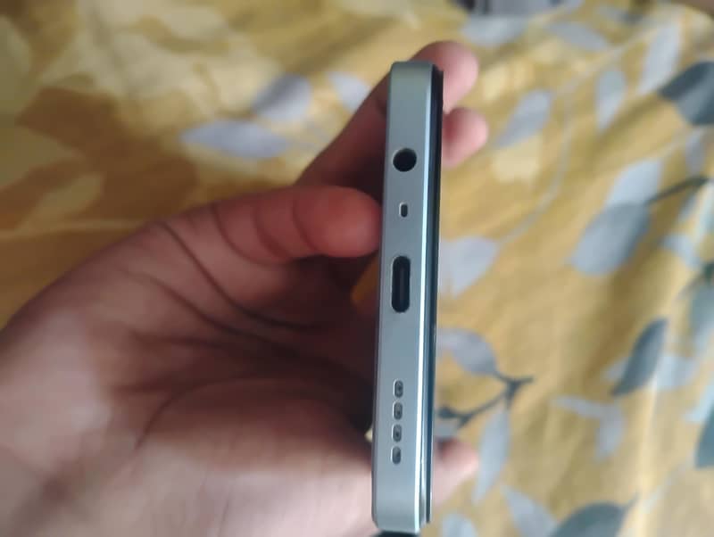 Realme Note 60 5