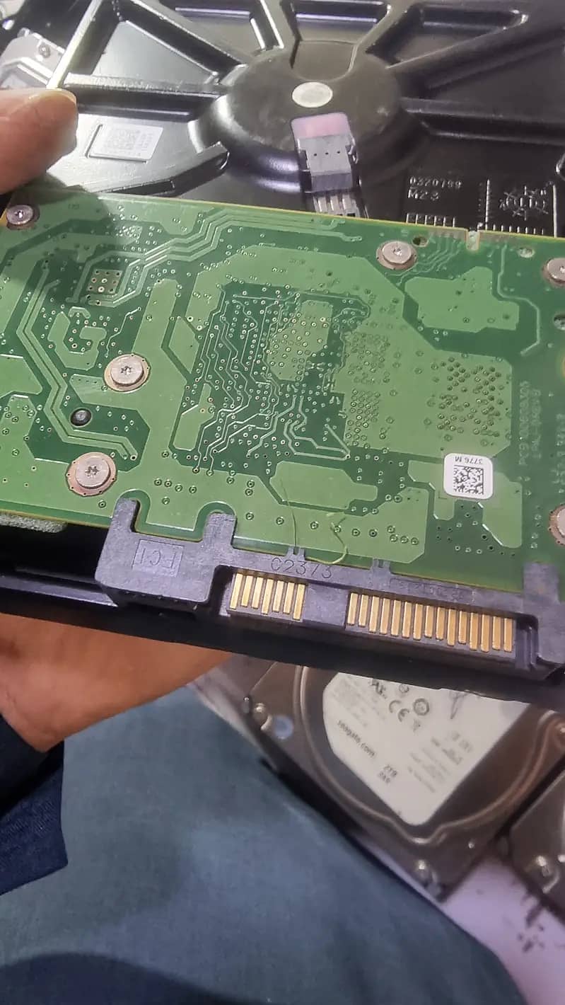2 TB HARD DISK 2