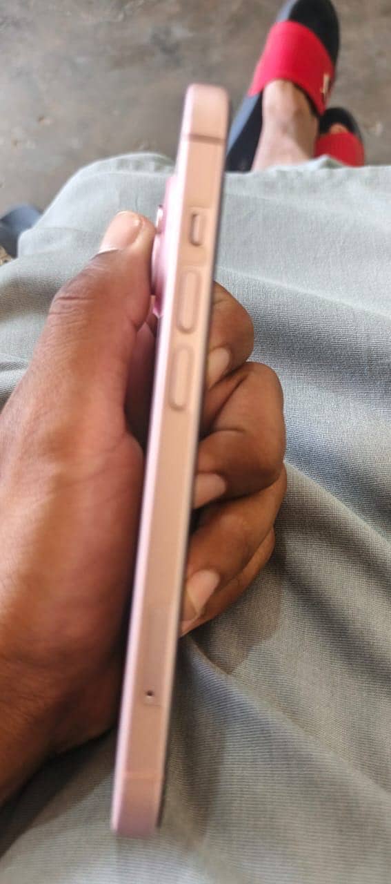 Apple iPhone 15 1