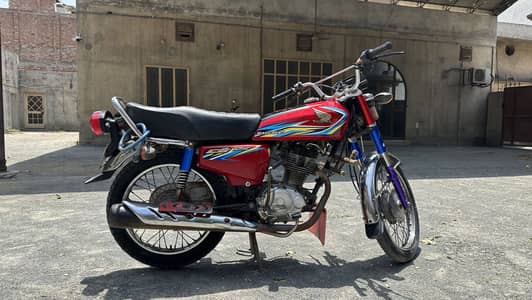 HONDA CG  125 contact number 0/3/0/8/0/0/4/2/9/6/0