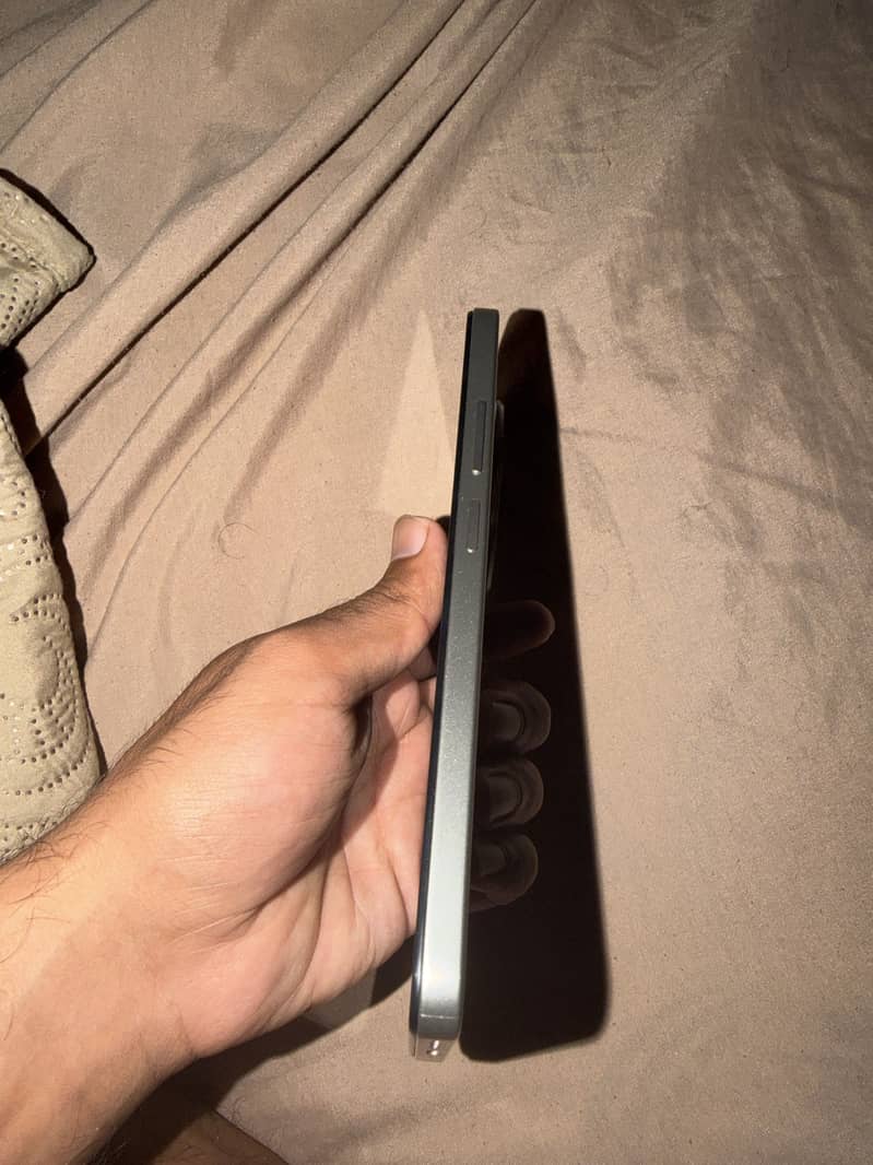 POCO C75 1