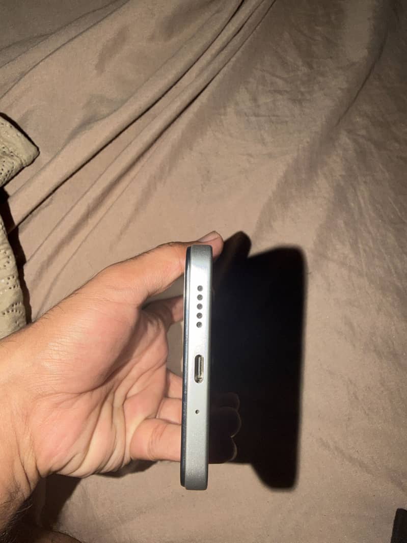 POCO C75 4