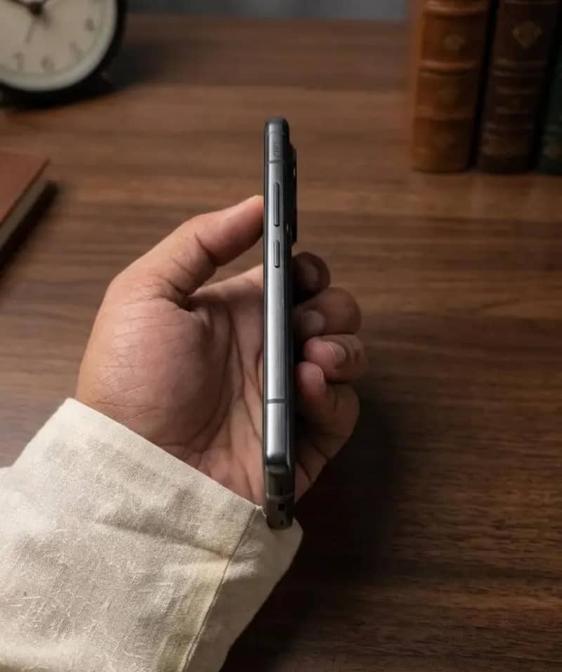 Google Pixel 7a 1