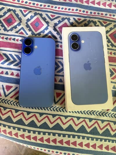 Apple iPhone 16 ultramarine