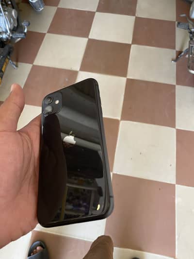 Apple iPhone 11