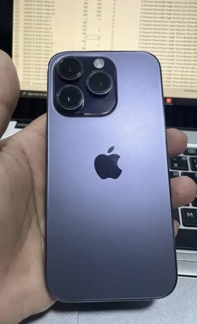iPhone 14 Pro deep purple