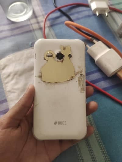 Samsung Mobile J1 Ace
