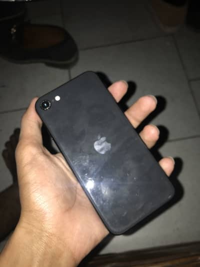 Apple iPhone SE
