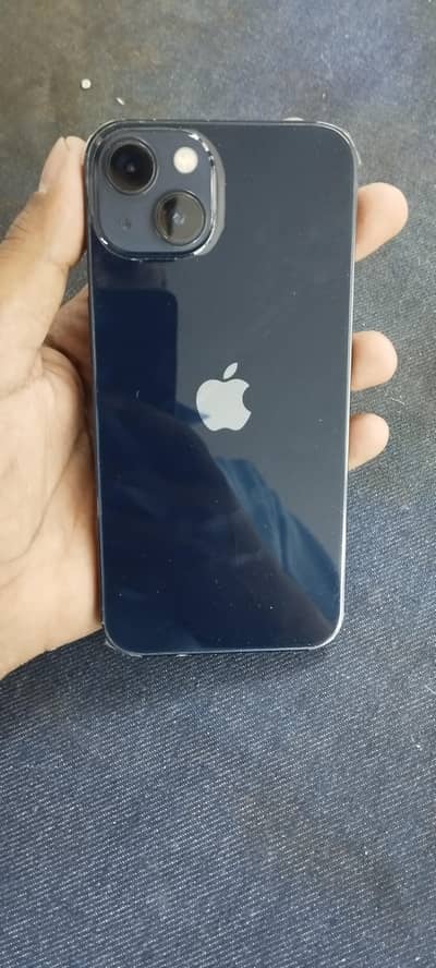 Apple iPhone 13