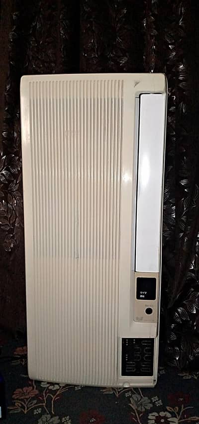 110v japanese Ac 0.85 ton (double coil)in mint  condition