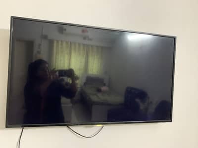 LCD 42 inch
