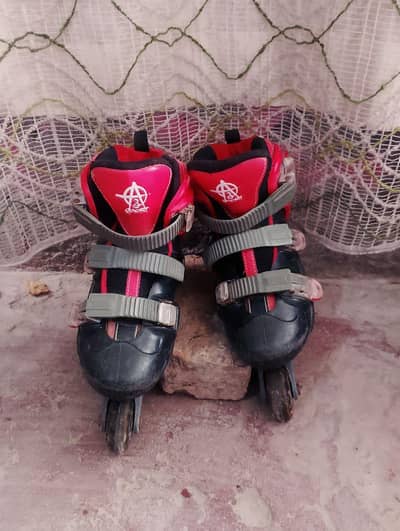 black & red skates  - Good condition