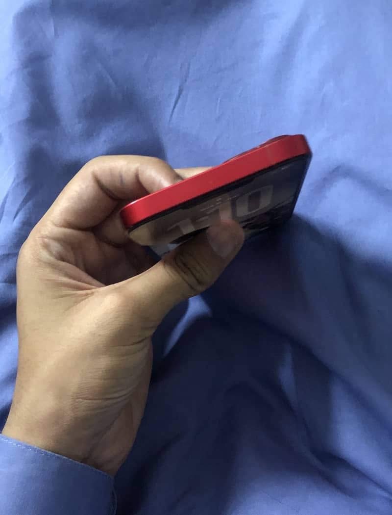 Apple iPhone 13 3