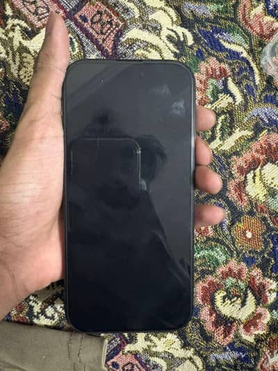 Apple iPhone 16 Pro jv