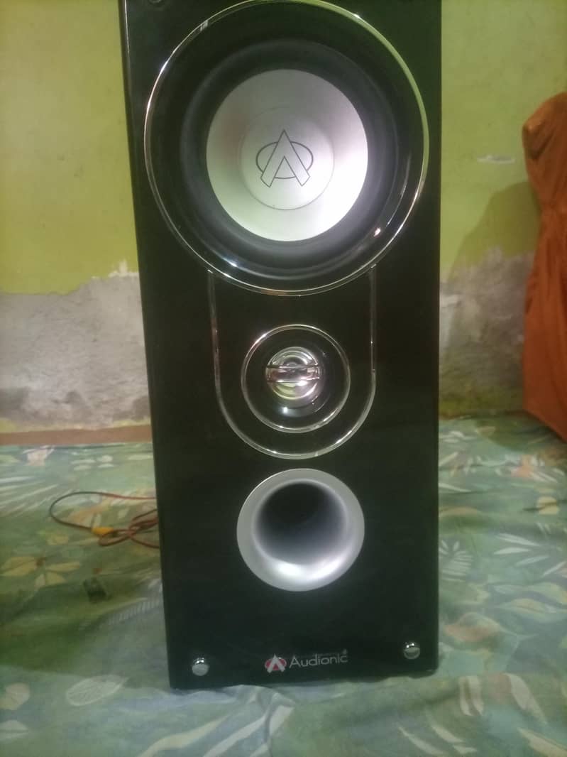 Audionic 4