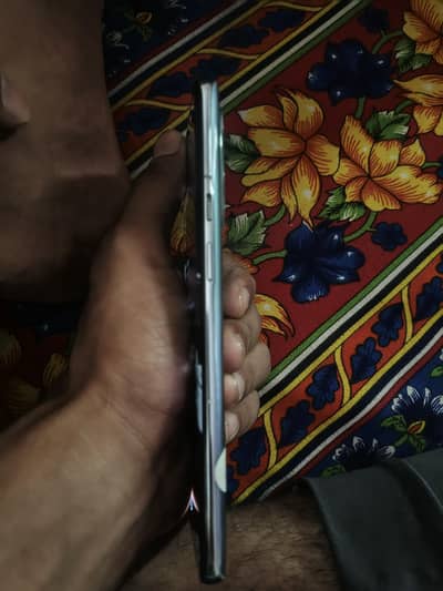 One plus 9 pro 5g 12+12 256