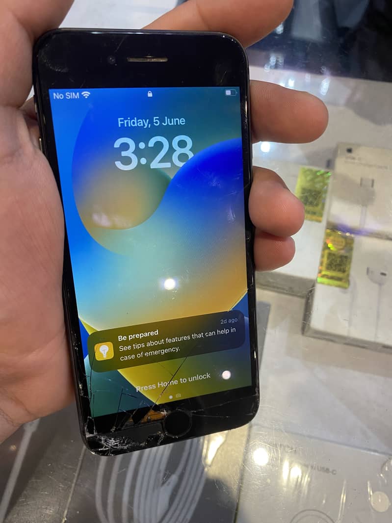 Apple iPhone 8 2