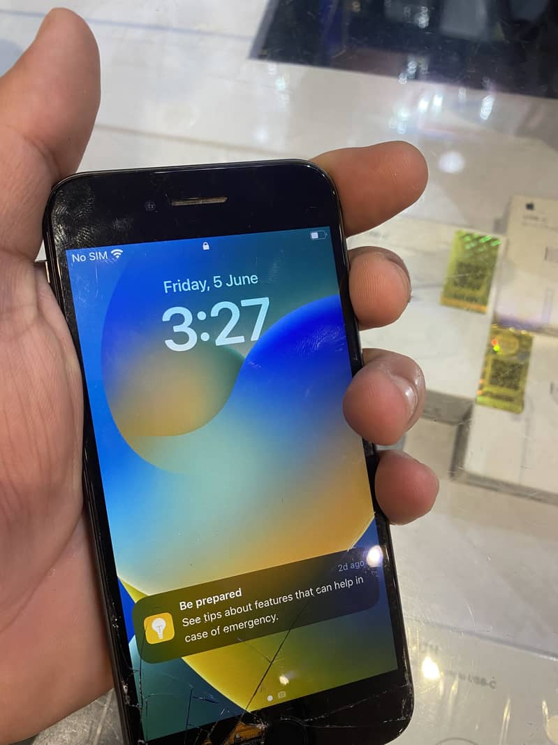 Apple iPhone 8 4