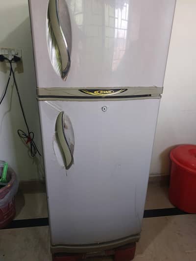 Refrigerator medium