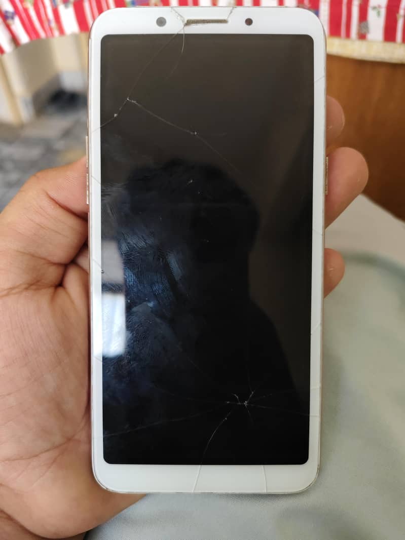 OPPO A83 2