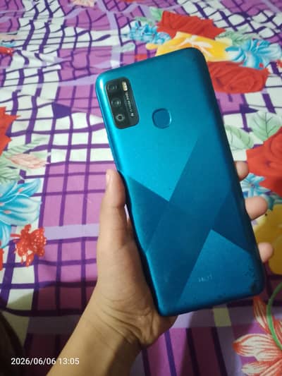 Infinix Hot 10