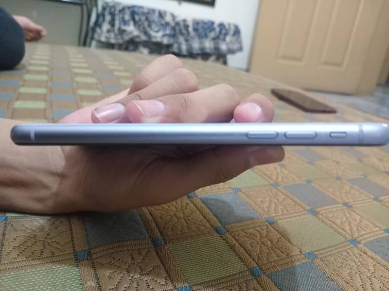 Apple iPhone 11 2