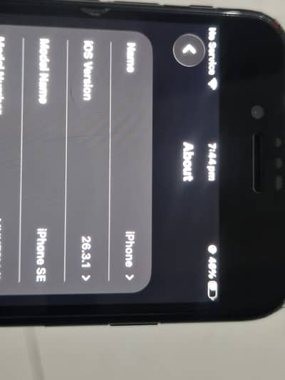 Apple iPhone SE