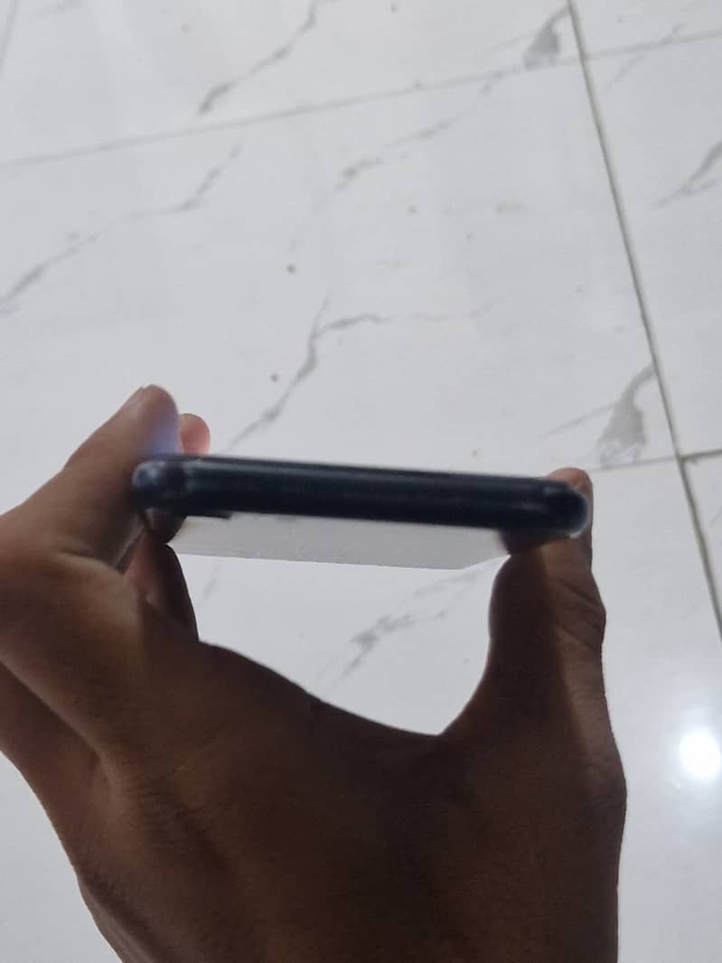 Apple iPhone SE 4