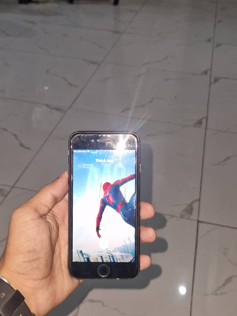 Apple iPhone SE 7
