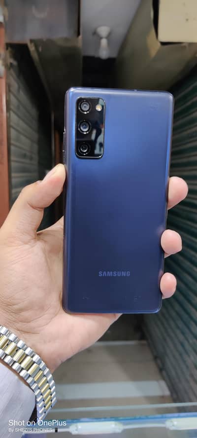Samsung s20 FE 8 128