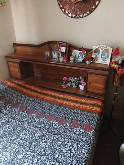 Double bed for sale wooden