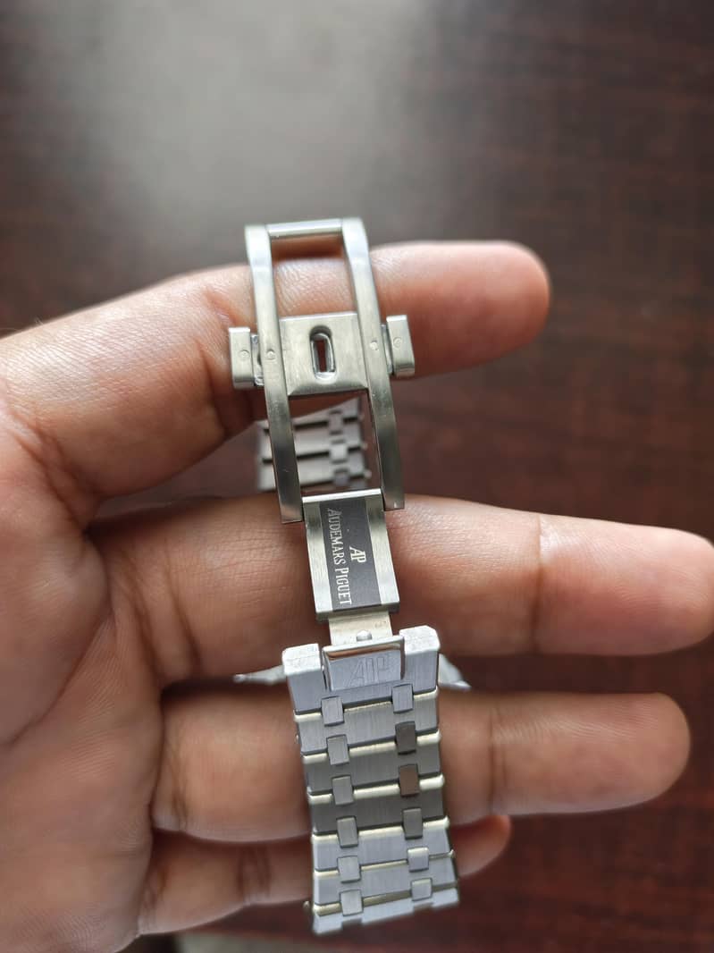 AP watch 5