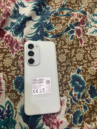 Tecno SPARK 40 Pro+