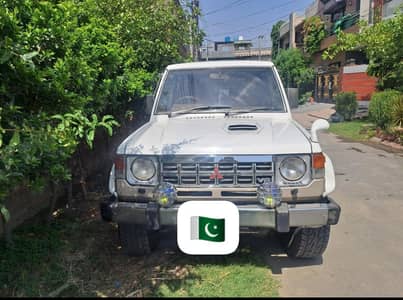 Mitsubishi Pajero automatic 1990 total geniune