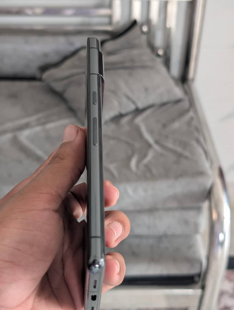 Google Pixel 7 Pro 4