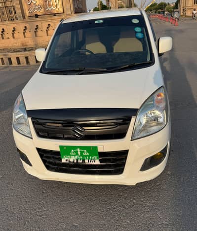 SUZUKI WAGONR VXL  Model 2017 white color ismbd rejister